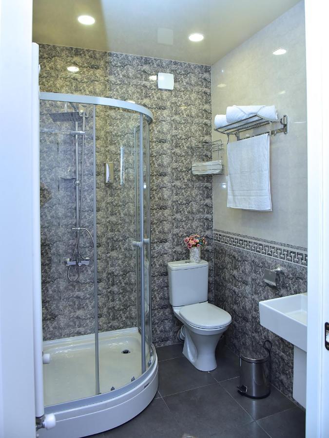Tbilisi Mare Hotel Екстериор снимка