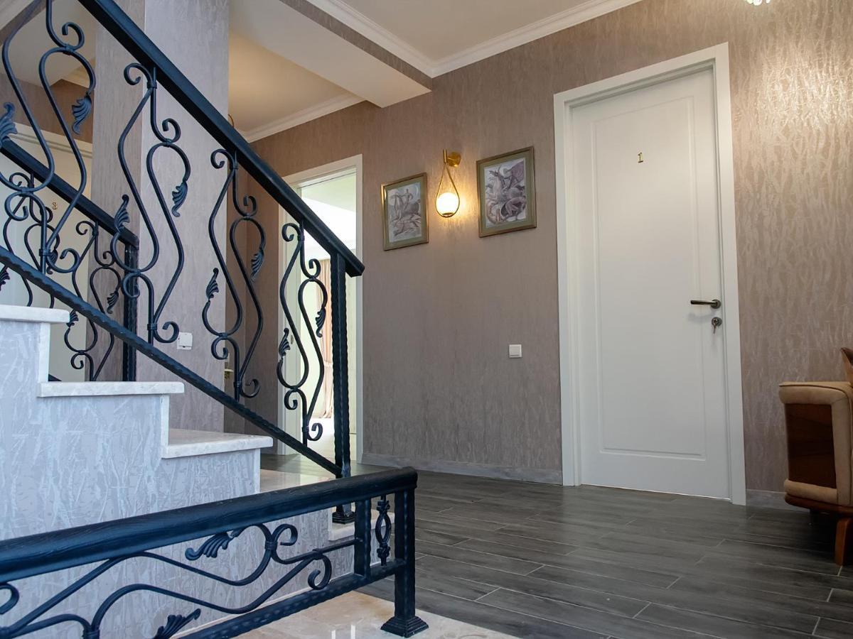 Tbilisi Mare Hotel Екстериор снимка